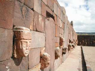 Departure for Bolivia and visit of the Tiwanaku site