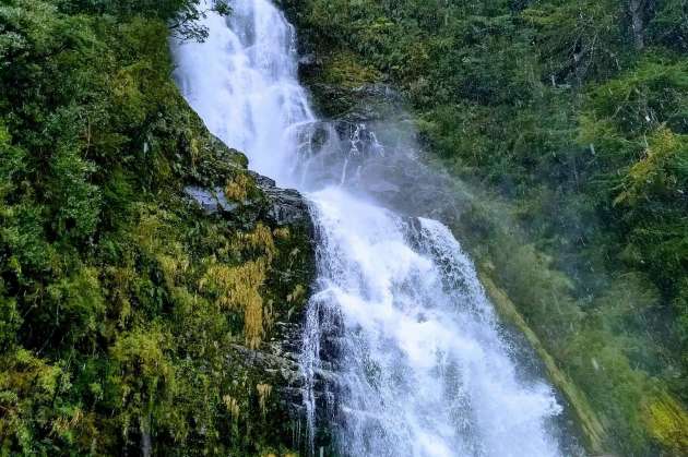 Cascade el Leon de Puerto Aysen 