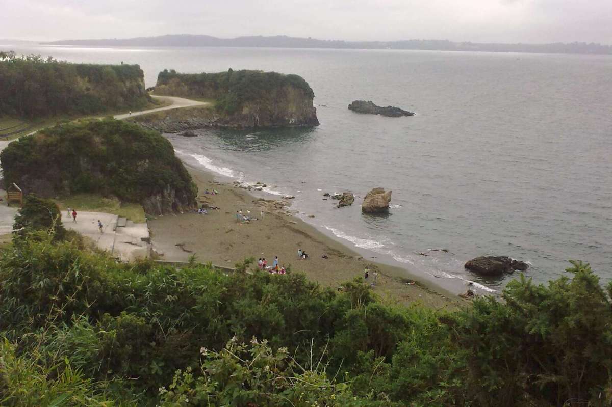 Plage de Arena gruesa 