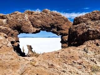 Departure in shared 4x4 to discover the salar of Uyuni and the deserts of the south Lipez in 3 days