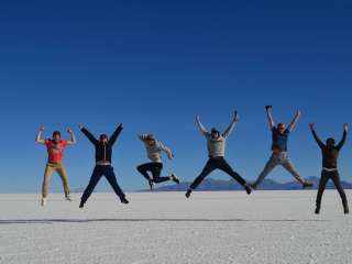 Salida en 4x4 compartido para descubrir el salar de Uyuni y los desiertos del sur de Lípez en 3 días