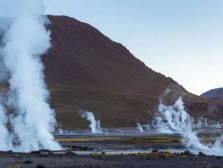 Geysers du Tatio et transfert à Calama et vol pour Santiago