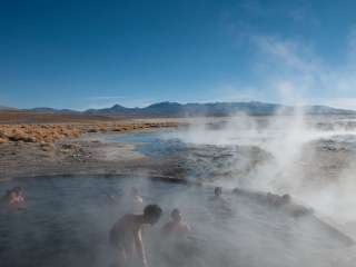 Geysers et lacs colorés du Sud Lipez