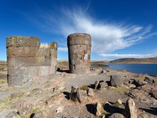 Visite of Sillustani and flight to Lima